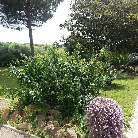 La Finestra Sul Cortile Bed & Breakfast